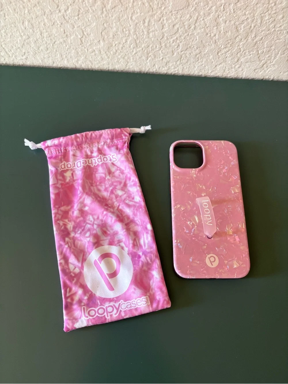 Loopy iPhone 13 case